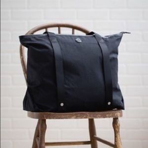 Lululemon Summer Lovin’ Tote Bag